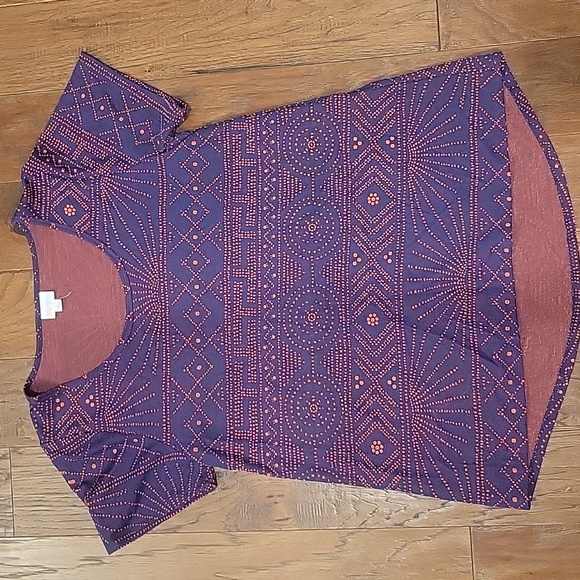 Lot of 8 Lularoe Tees, Some NWT, Size L - Picture 4 of 9